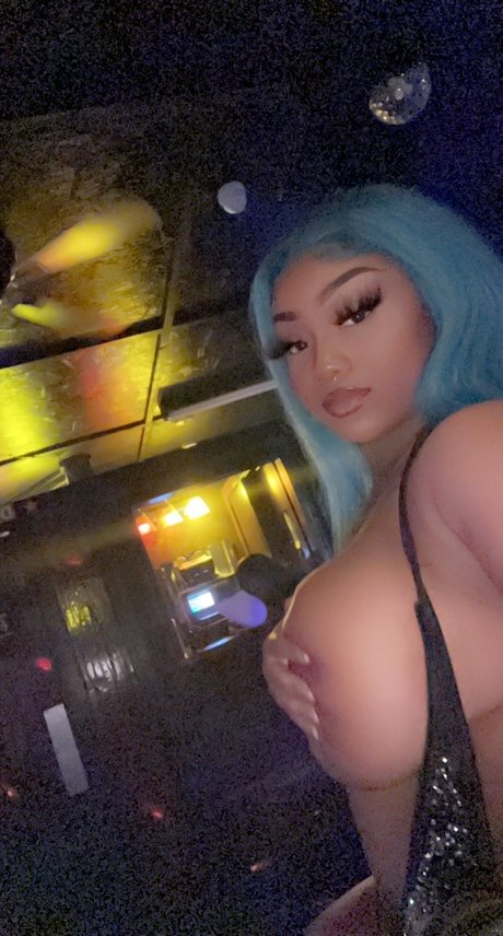 Exotic D uss_ adult star img