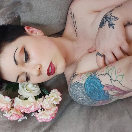 Harmony Lane_ pornstar erotic pic