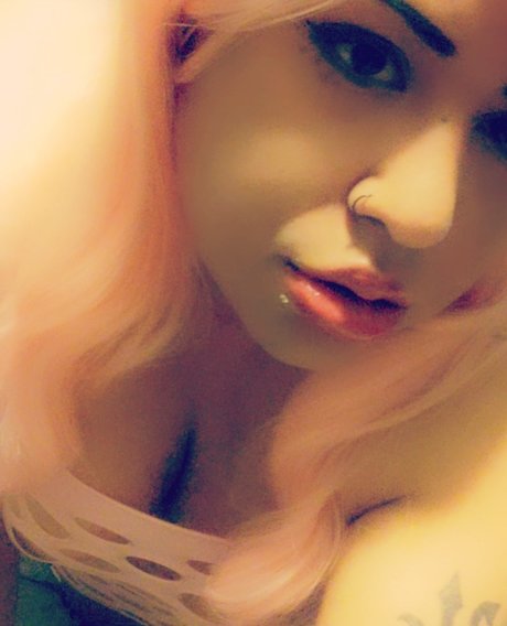 Miia Sapphire_ sex actress img