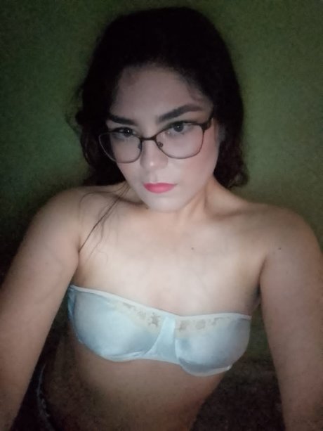 Criseyda Wong xxx star archive