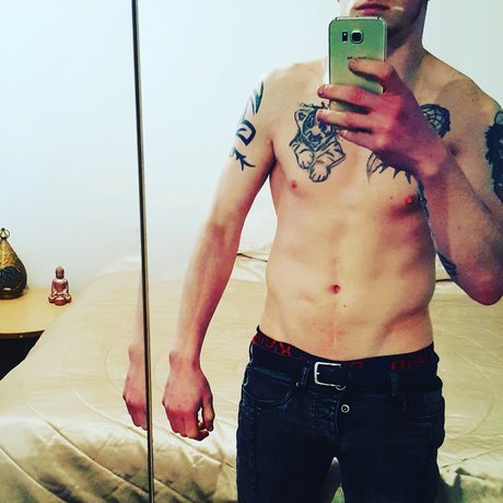 Drew Pleasure model sex gallery