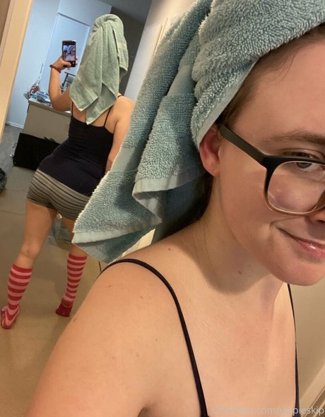 jaytaylorxx hot star pics