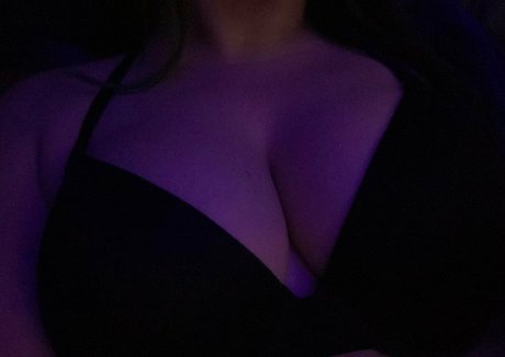 ghostebabe hot pornstar pic