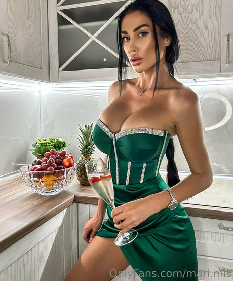 blonde strip onlyfans art nude pictures