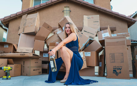 mozasmr naked pornstar pic