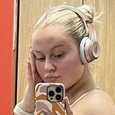 Charlie Smith adult star img