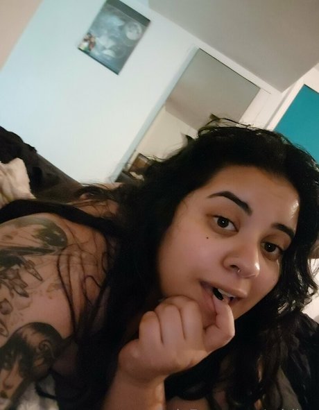 adriivy model hd pic