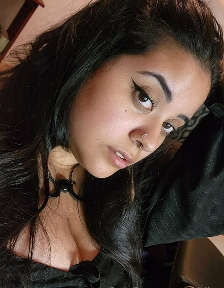 adriivy free model img