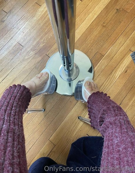 starthedivine model pornographic pics