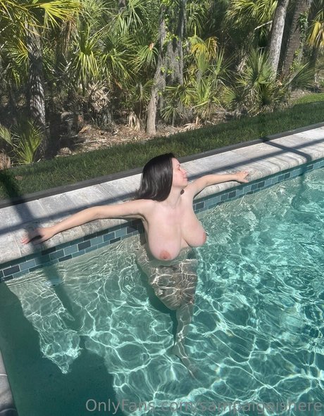 sampaigeishere xxx model pics