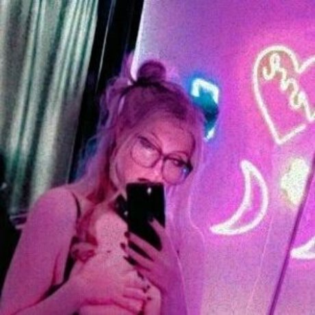 kyats erotic star pics