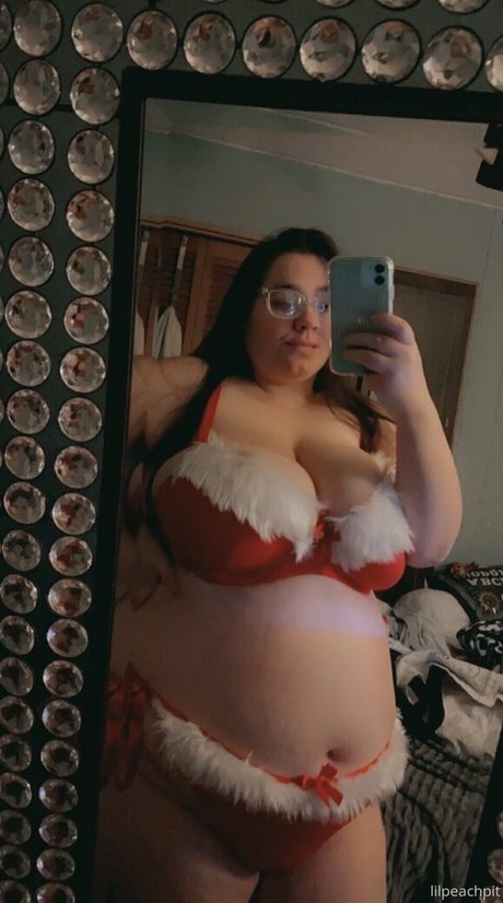 lilpeachpit star perfect pics