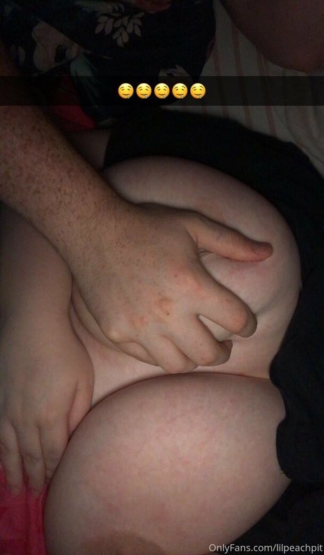 lilpeachpit model pretty img