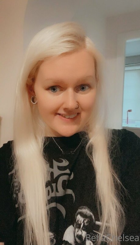 bellachelseafree star naked pics