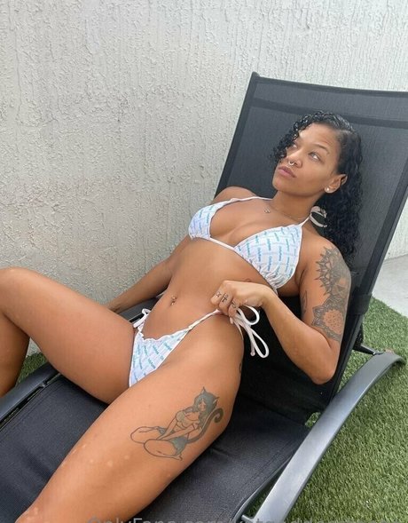 katgoddesstease pornstar beautiful pictures