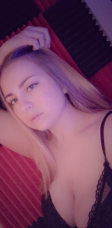 itsambeh pornstar gallery