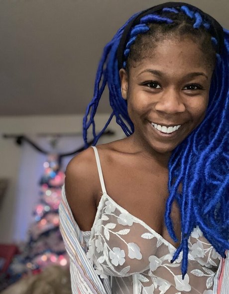 iwanthazelgrace perfect actress gallery