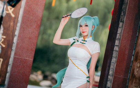 cumshot facial onlyfans sexy nude picture