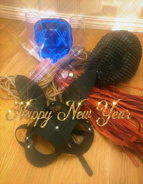 tiednpied hot pornstar gallery