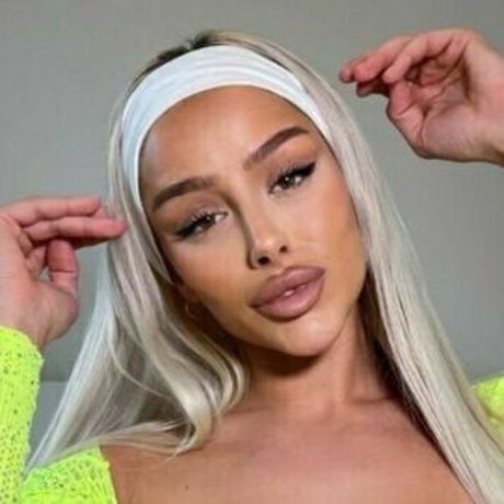 norwegianlisa model nude gallery