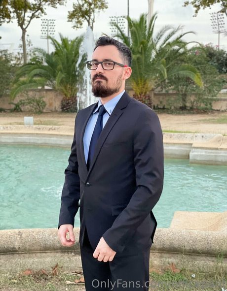 officepant nice actress img