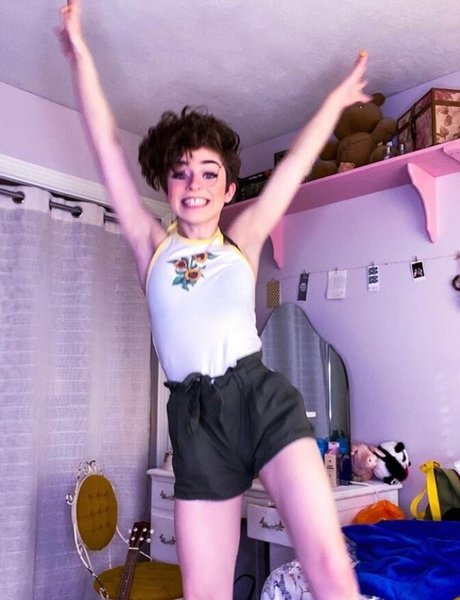 graceful addison porn actress picture