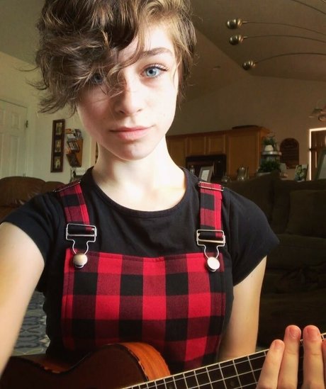 graceful addison pornstar xxx photo