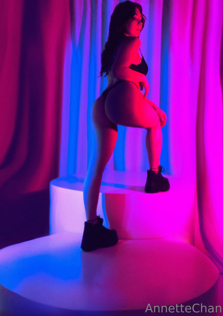 annettechan nudes model img