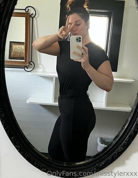 misstylerxxx beautiful star img