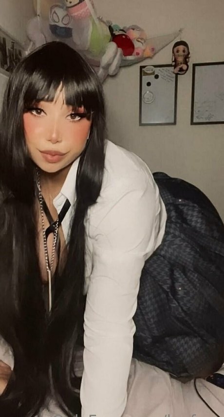 luxfree sex model picture