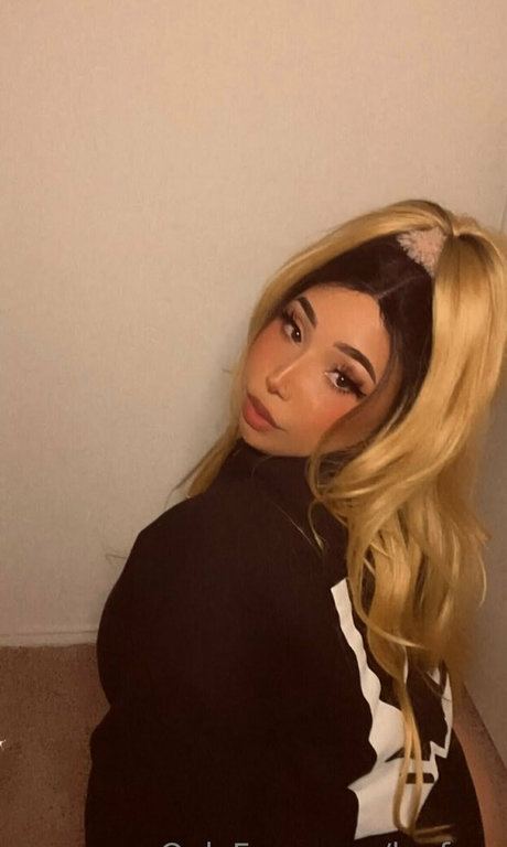 luxfree sex star img