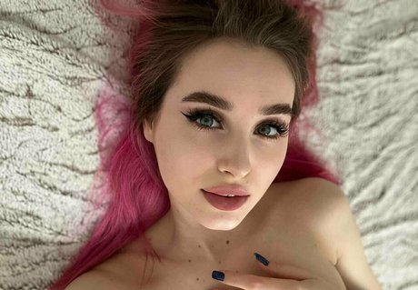 alexalungu top star picture