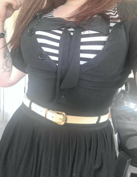 alexandrabbits nude pornstar pics