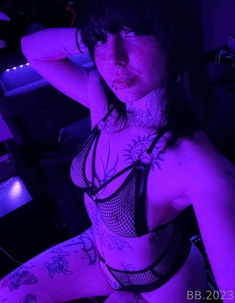 yourhotm lf art actress pics