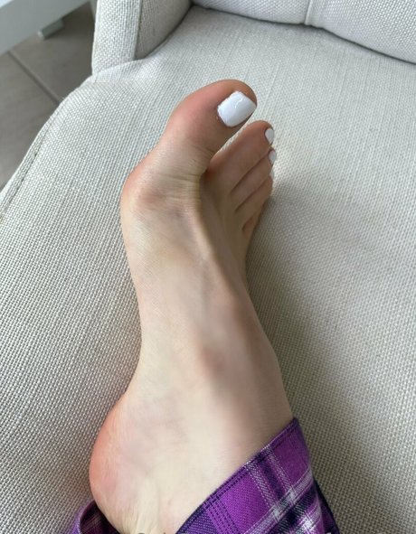 cutefeetyfeet sex pornstar pics