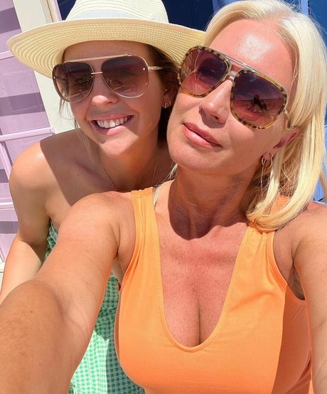 Denise Van Outen naked pornstar gallery