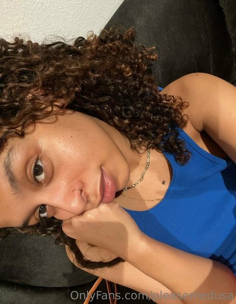 pleasemedusa model erotic pic