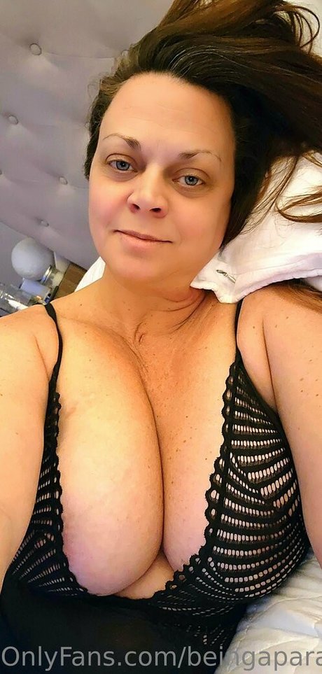 beingapara exclusive star img