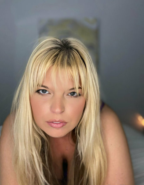 roxirenay pornstar perfect pictures