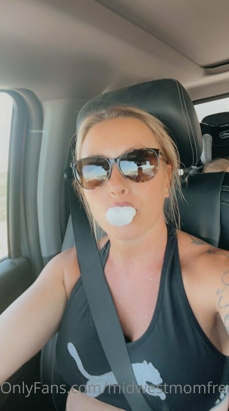 midwestmomfree star porn picture