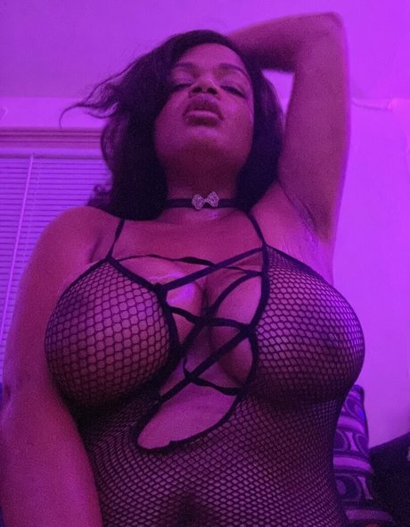 freelearalove model high quality picture