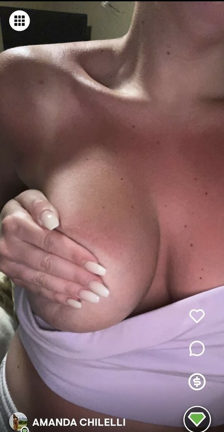 Amanda Chilelli erotic pornstar pictures