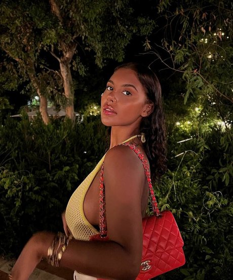 aaliyahceilia model beautiful pics