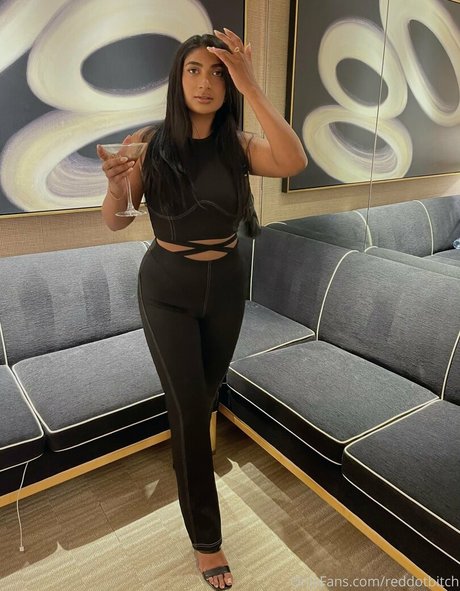 Reddotbitch star exclusive pictures