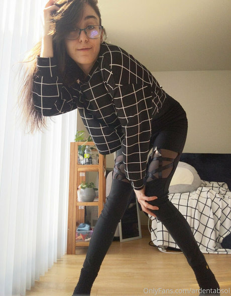 ardentabsol sexy pornstar picture