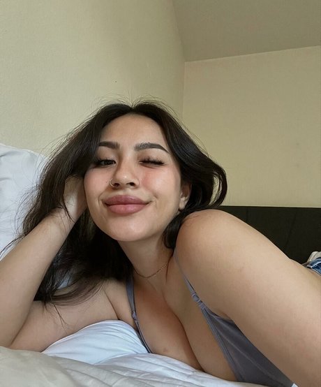 kimmyroxana sexy pornstar img