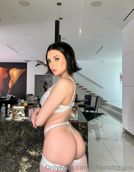 Charlotte Sins star hot photos