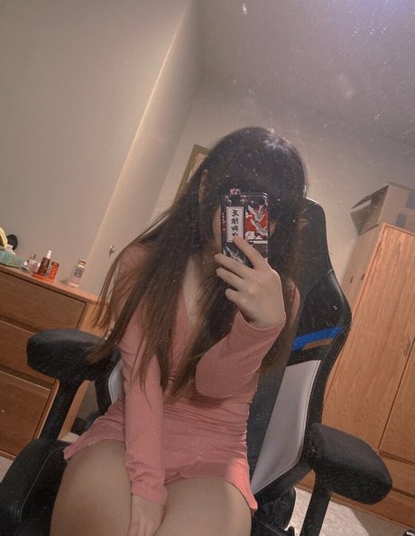 eunamiku model hot pics