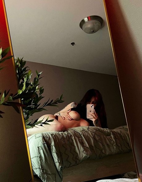 lleykt421 sex actress gallery