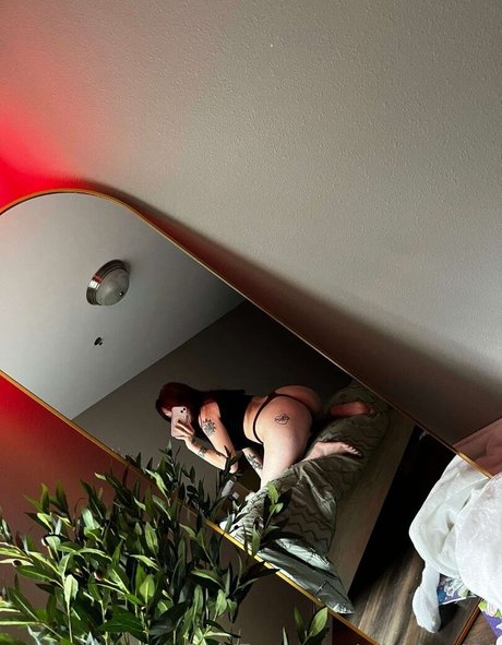 lleykt421 model pretty pic